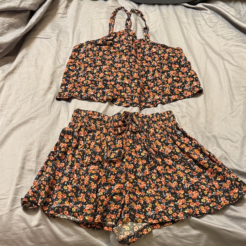 American Eagle Outfitters Floral Black and Orange Set